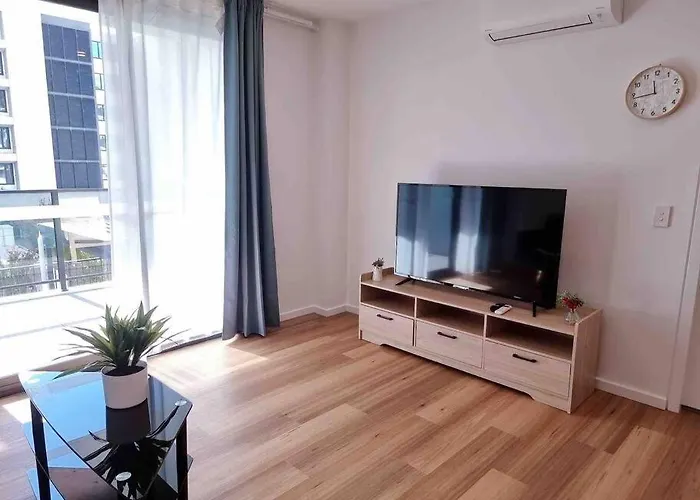 Gungahlin Center-1 Bedroom New Stylish Unit