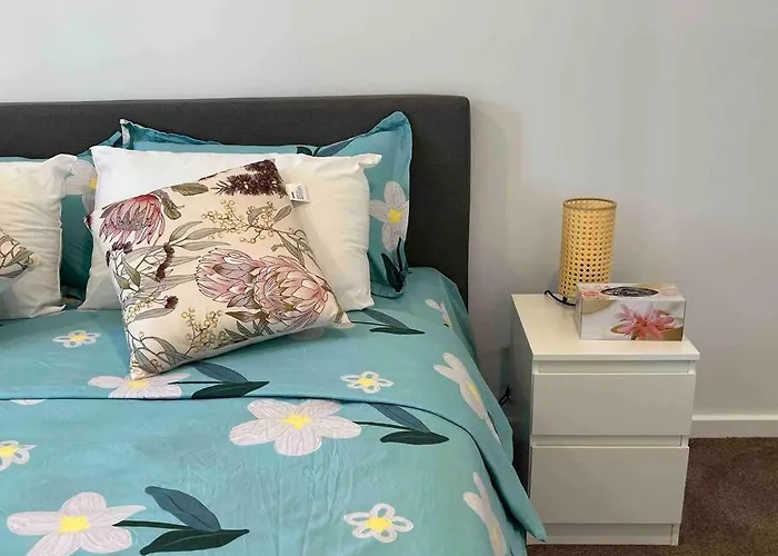 Gungahlin Center-1 Bedroom New Stylish Unit