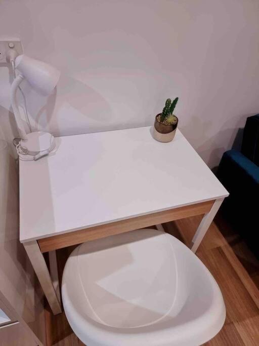 Gungahlin Center-1 Bedroom New Stylish Unit Apartment Harrison